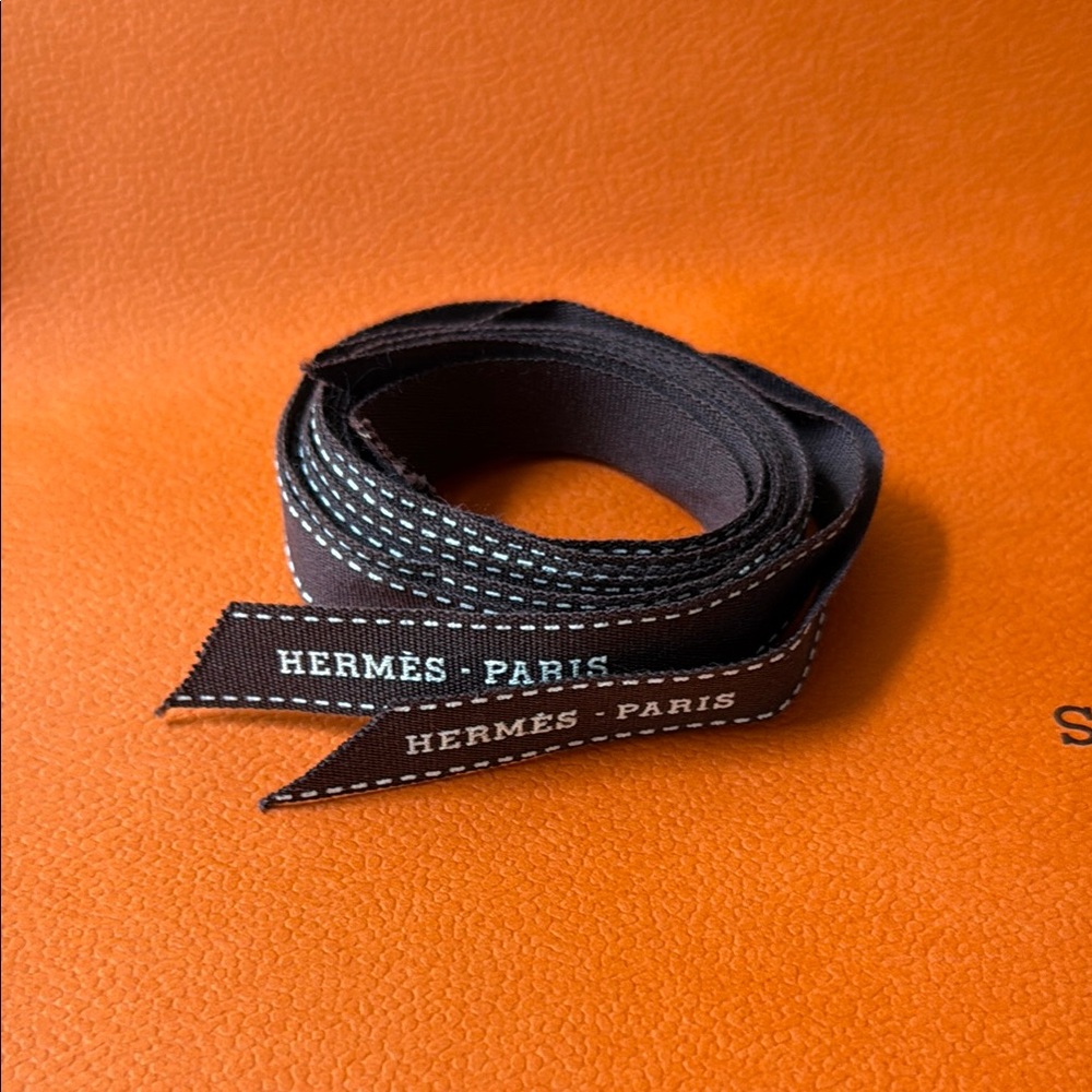 Hermès Ribbon 41” x 2